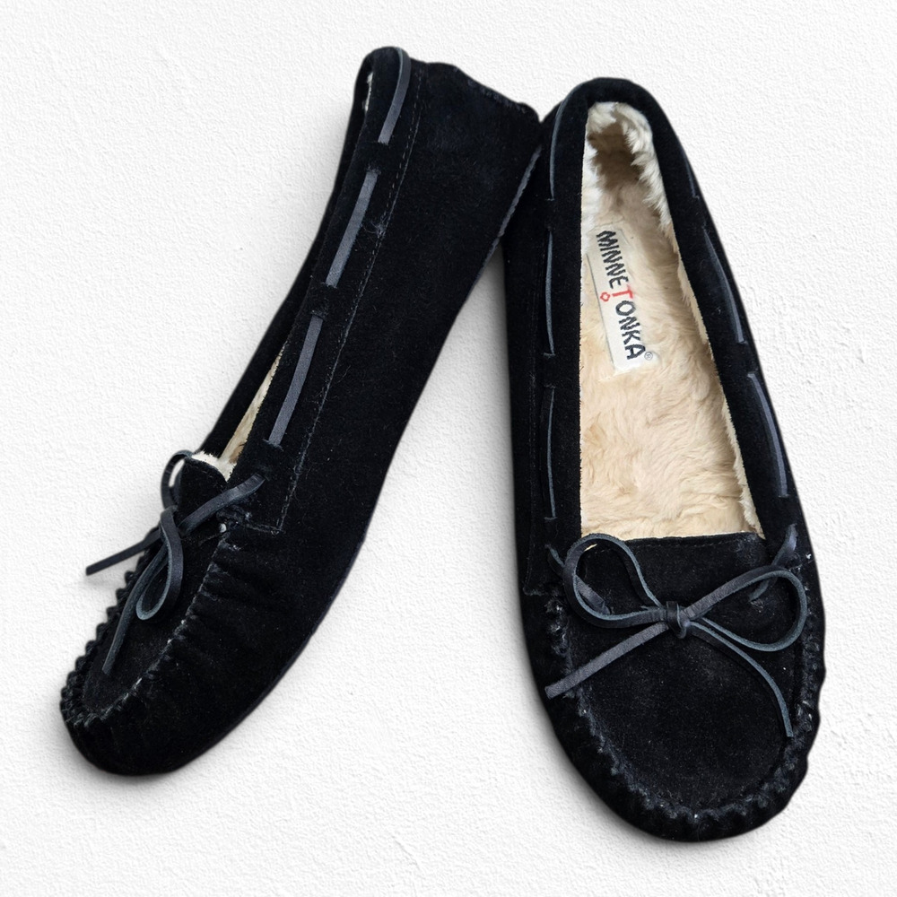 Minnetonka Black Suede Faux Fur Lined Moccasin Slippers Slip On Flats Size 10